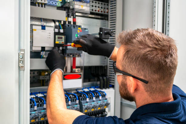 Best Electrical Troubleshooting Services  in Howard, WI